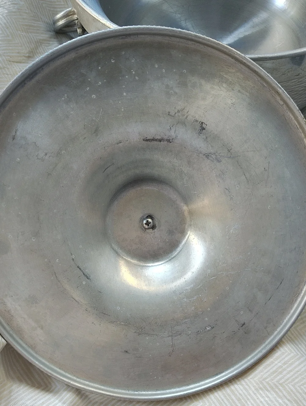 Classic Silver Aluminum Covered Casserole - Silver